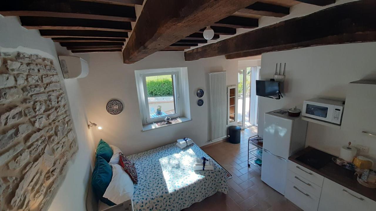 Casale Di Nicolo Apartment Urbino Luaran gambar